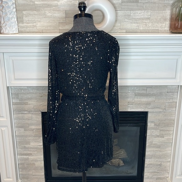 NWT Crystal Sky Black Sequin Mini Dress Long Sleeve Belted Party Holiday Dress S - Picture 6 of 6